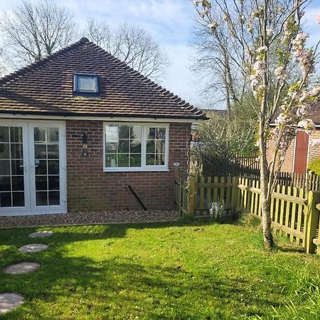 The Annexe At Albourne Villa Buitenkant foto